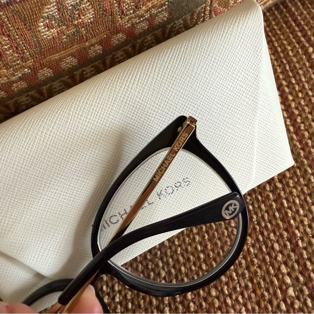 ✅Michael Kors - Westport Black Polished Eyeglasses MK4106U! - Picture 9 of 16